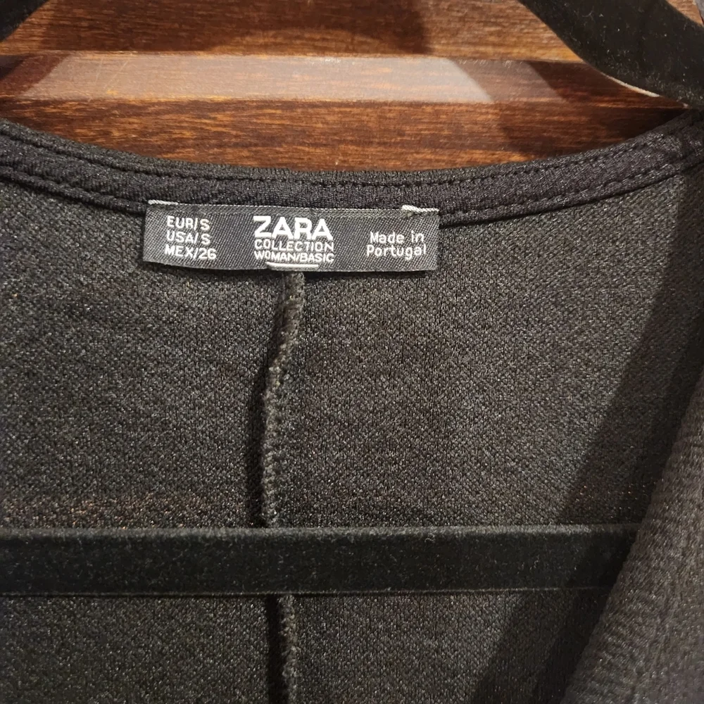 Zara Elegant Floral Black Top